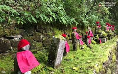 Le statue di Jizō, il protettore di viaggiatori e bambini